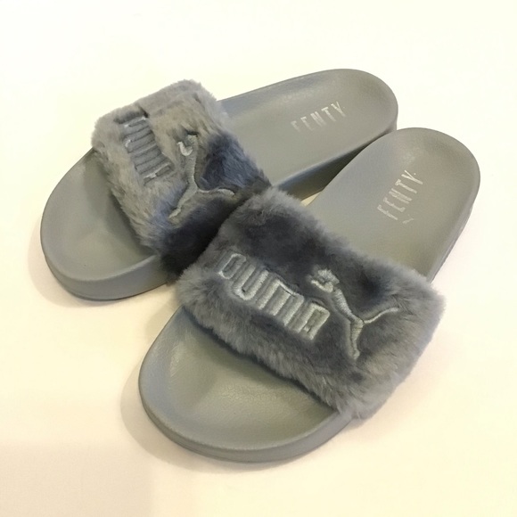 puma flip flops fur